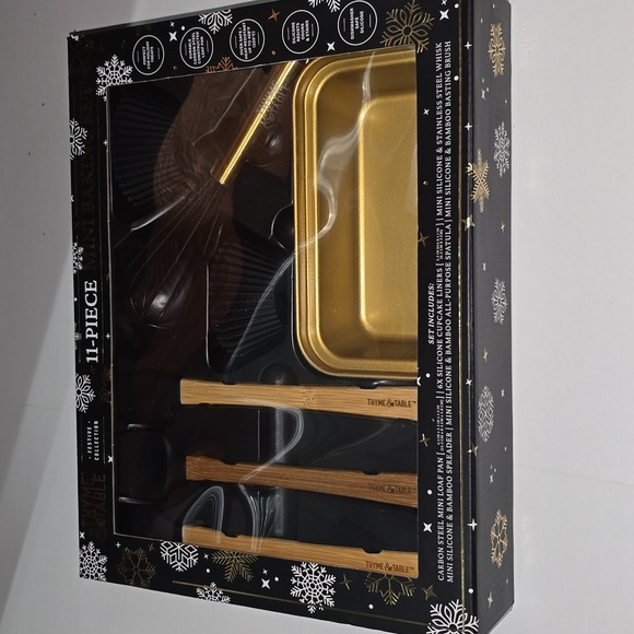 Thyme & Table 11 pc Mini Baking Set Dishwasher Safe Silicone Cupcake Liners NWT - Picture 7 of 9